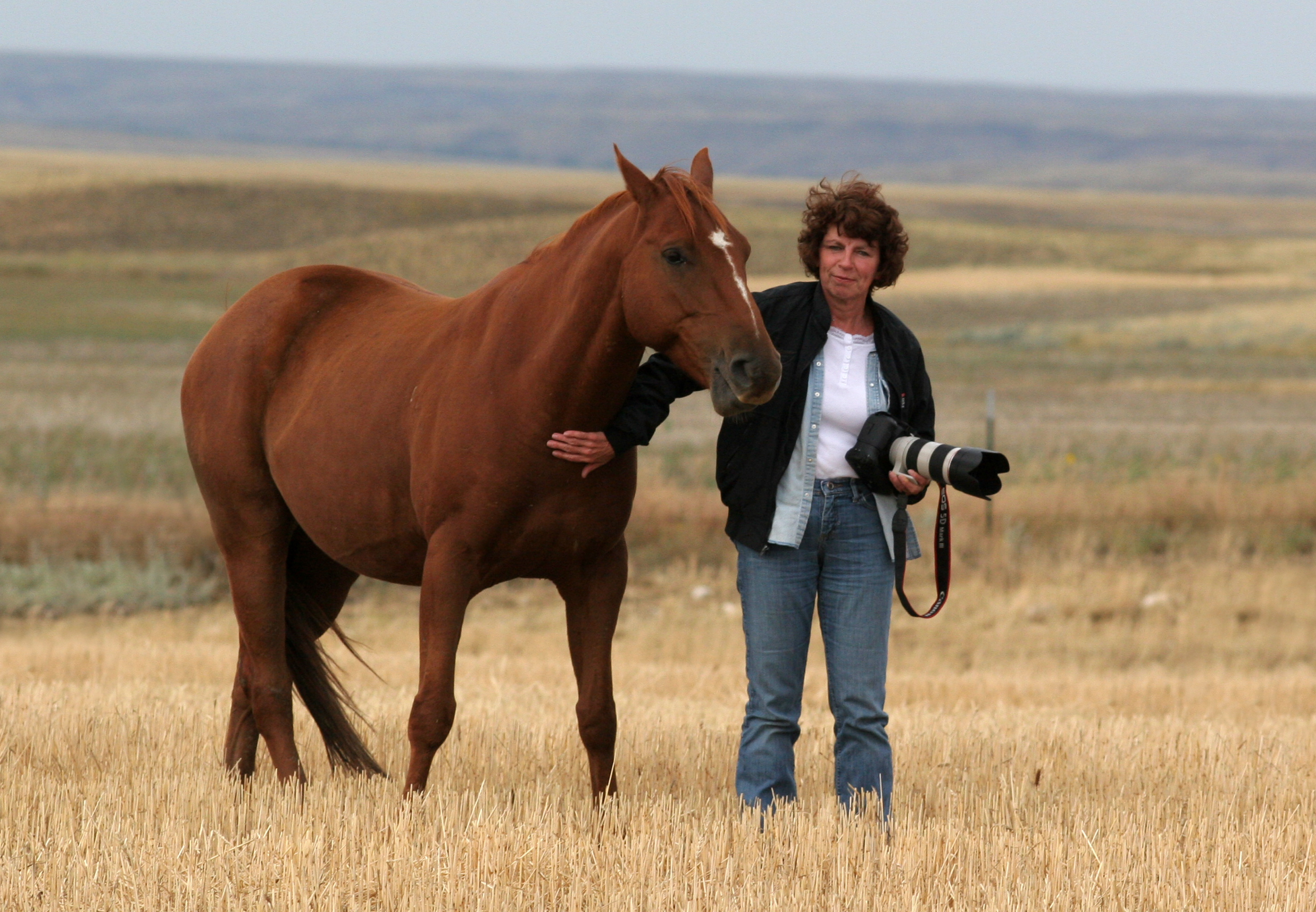 Gabriele Kärcher mit Pferd und Foto