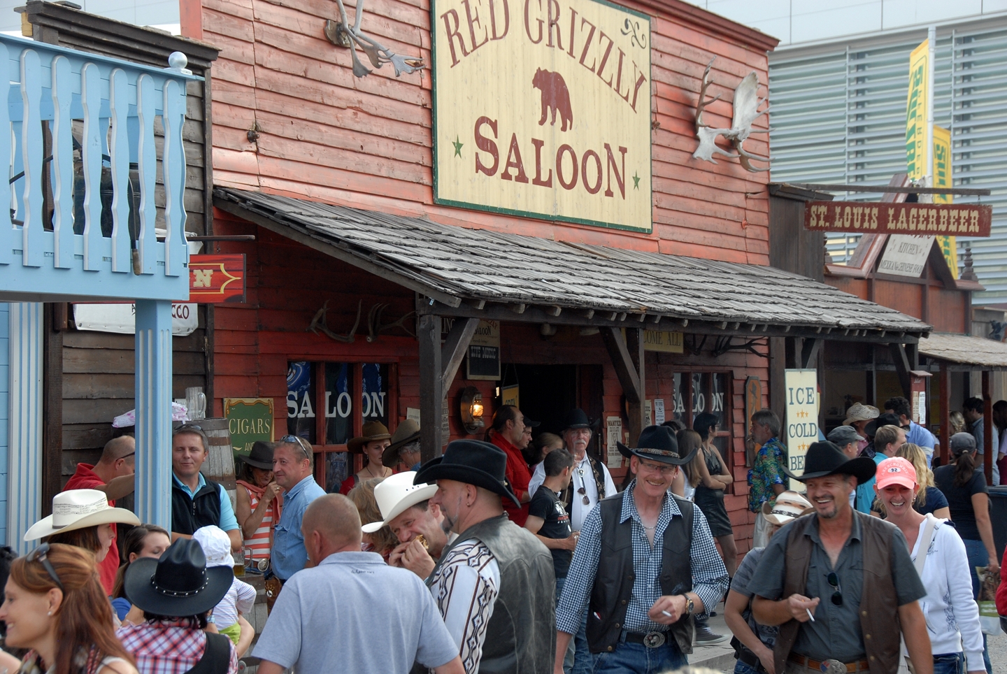 Red Grizzly Saloon auf der AMERICANA